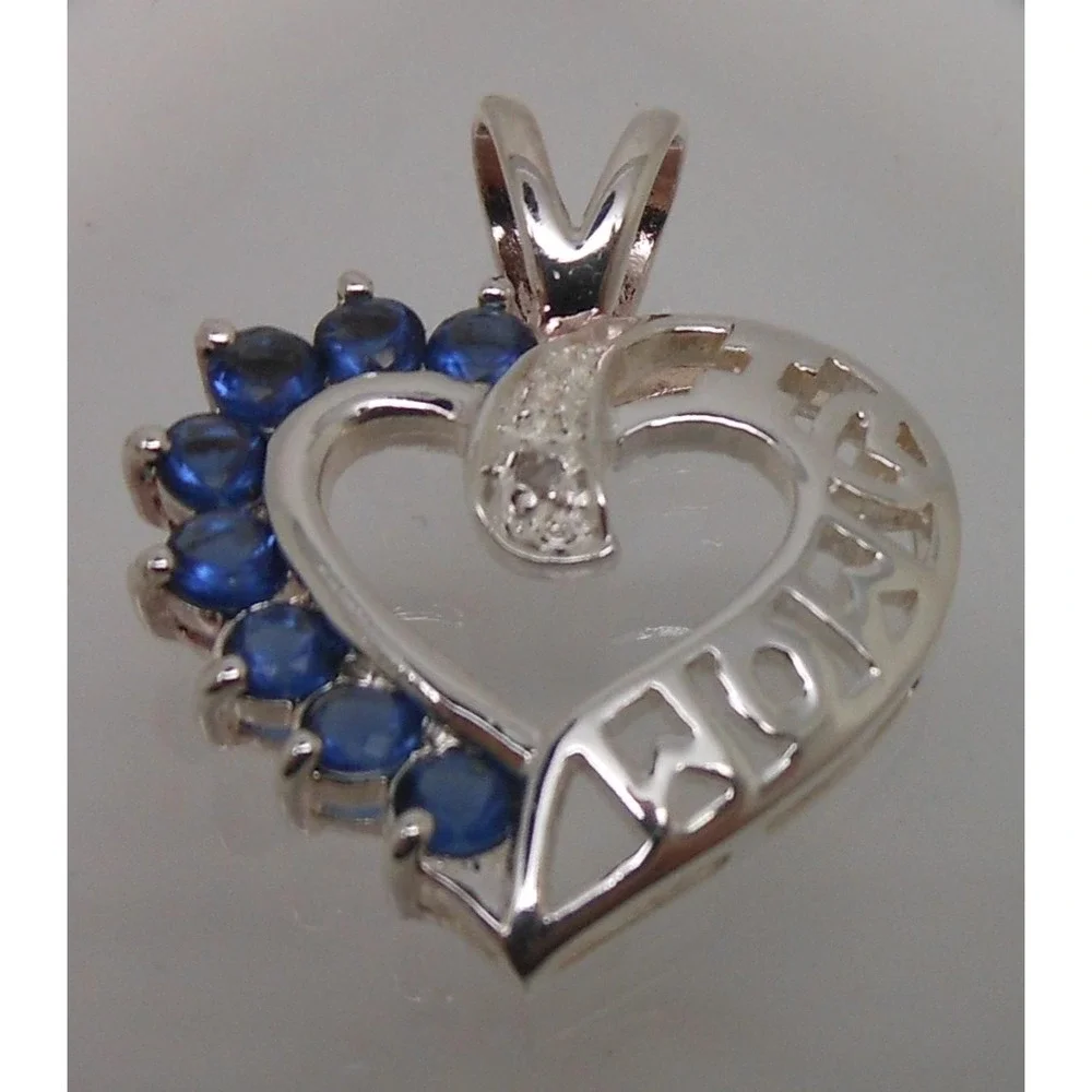 Vintage 1990's Beautiful Sterling Silver I Love Mom Necklace Pendant Sapphire CZ